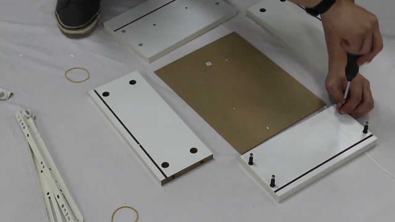 How to install the drawers of the manicure table