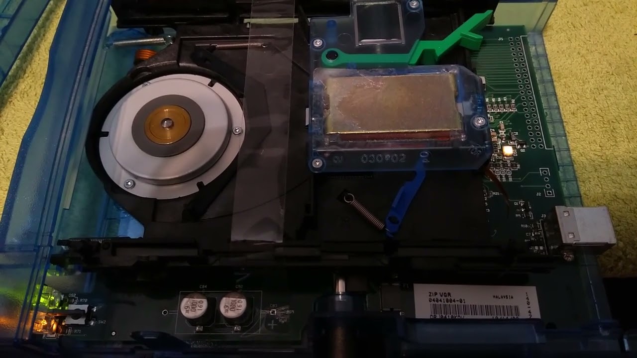 IOMEGA ZIP 100 USB inteface, external power supply.