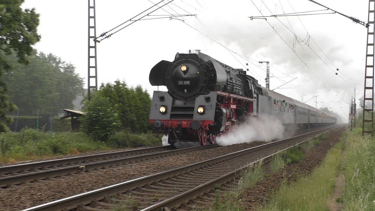 01 519 - Mit schwerem Schnellzug durch Landidylle & Ruhrgebietskulissen
