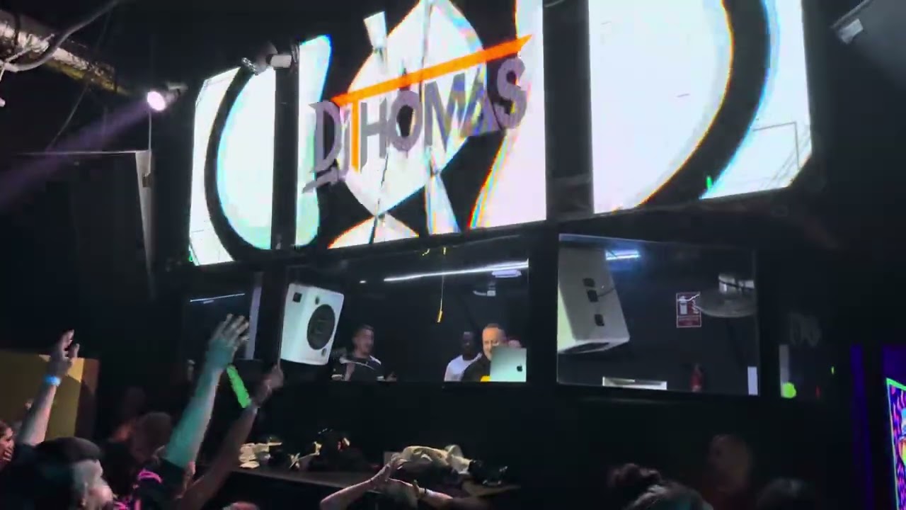 Masía Segorbe Dj Thomas Pirámide 