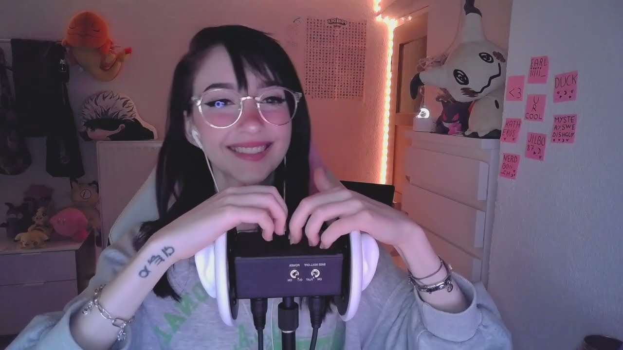 auditive ASMR ~ 3Dio tapping & scratching: ear tapping, black part & other parts