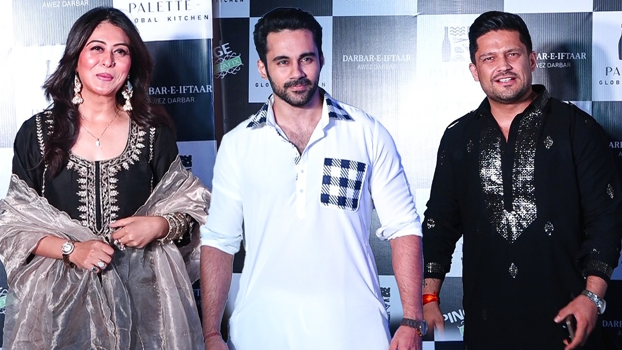 Abhishek Bajaj,Falaq Naaz,Sidharth Bhardwaj Arrive At Awez Darbar Birthday Party And Iftar Party