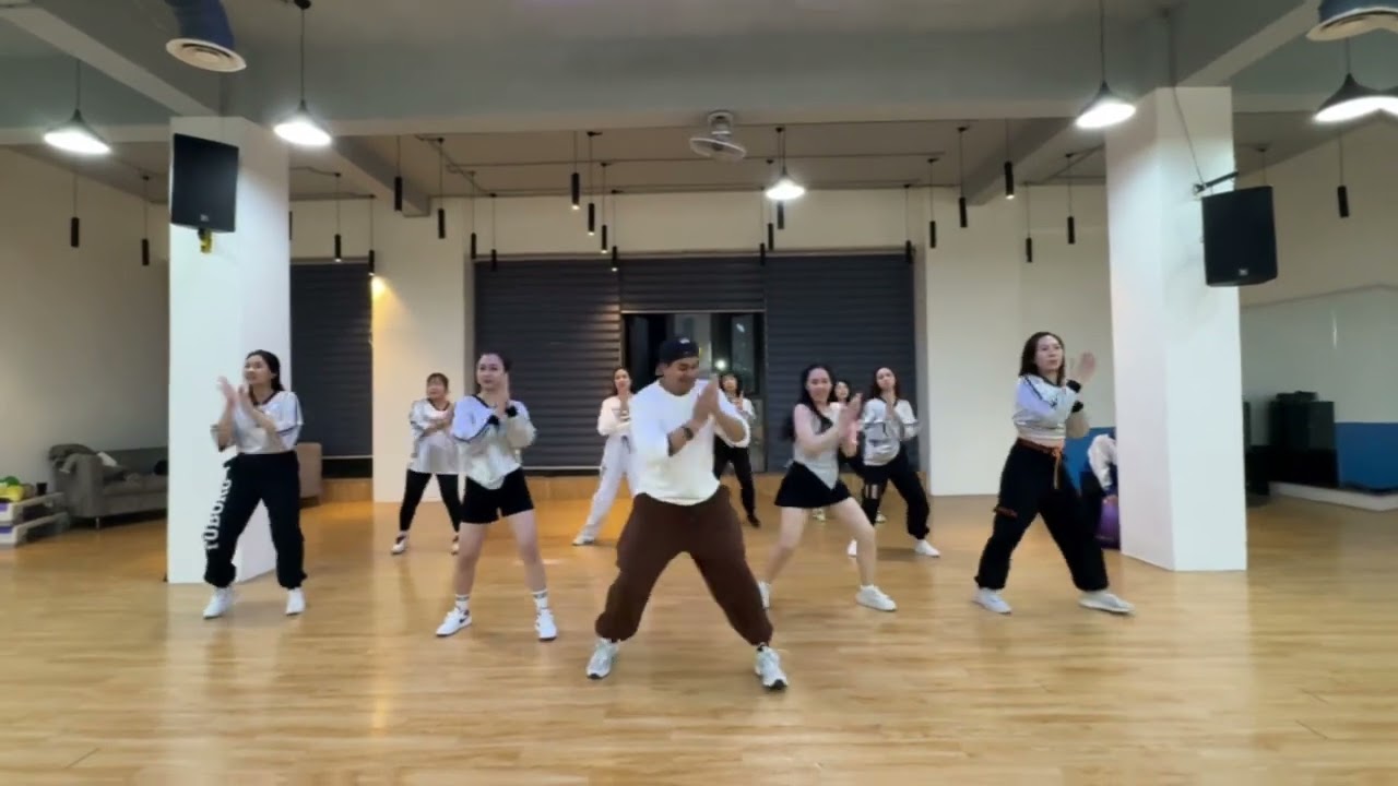 GANENI | Elyanna | Maghreb POP | Johnfit