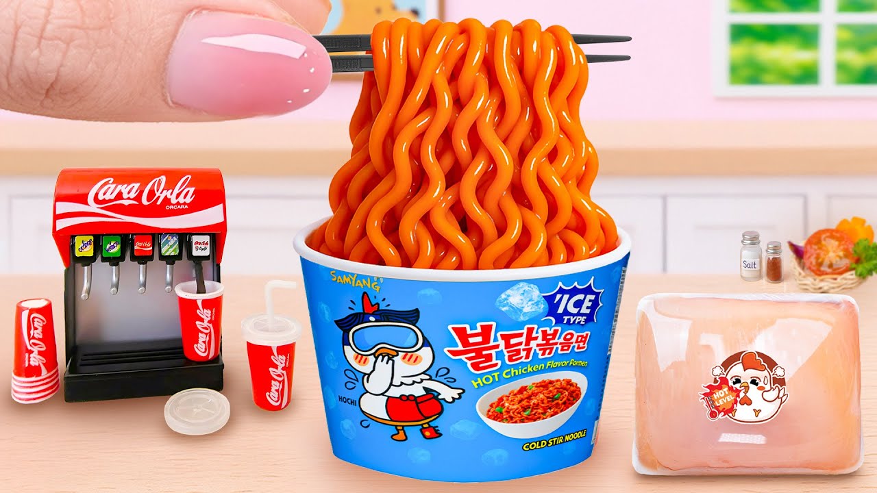 How To Cook Miniature Cold Spicy Ramen with Jelly Chicken Cubes | Tony Mini Food