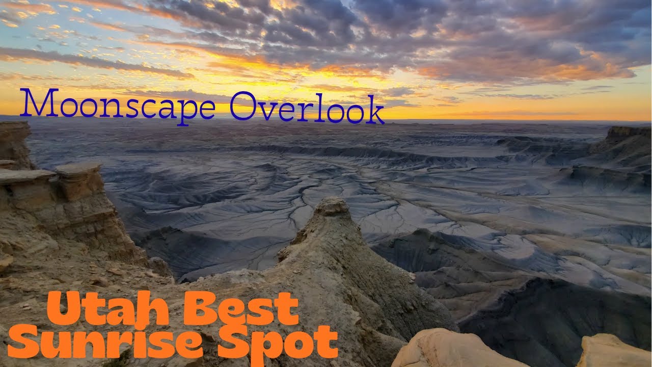 Epic Solo Sunrise at Utah's Moonscape Overlook