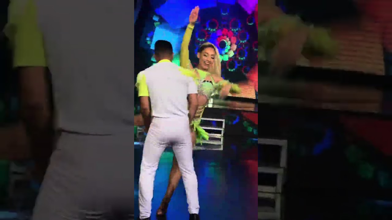 MERENGUE BAILABLE CAROLINA BRAVO