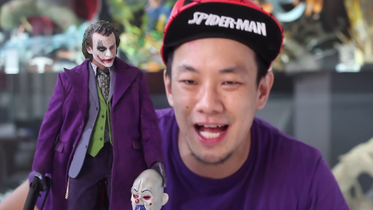 UNBOXING HOTTOYS 1/4 SCALE JOKER HEATH LEDGER THE DARK KNIGHT! THE BEST JOKER EVER!!