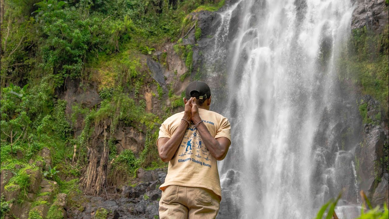 MATERUNI WATERFALL DAY TRIP