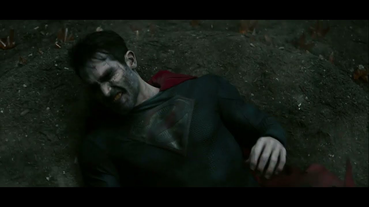 Superman Fights Bizzaro in Superman and Lois S2 Ep5