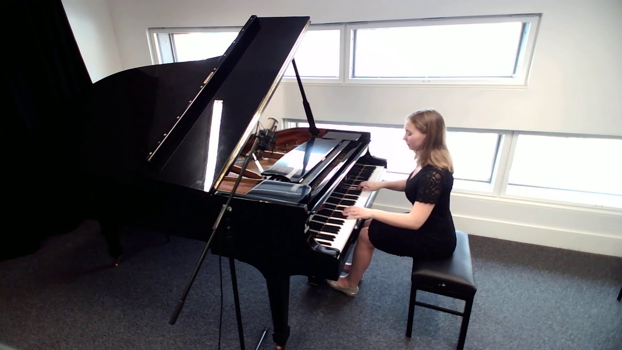 J.S.Bach : Prelude and Fugue in C sharp major, BWV 848, Alicja Kojder 15 years