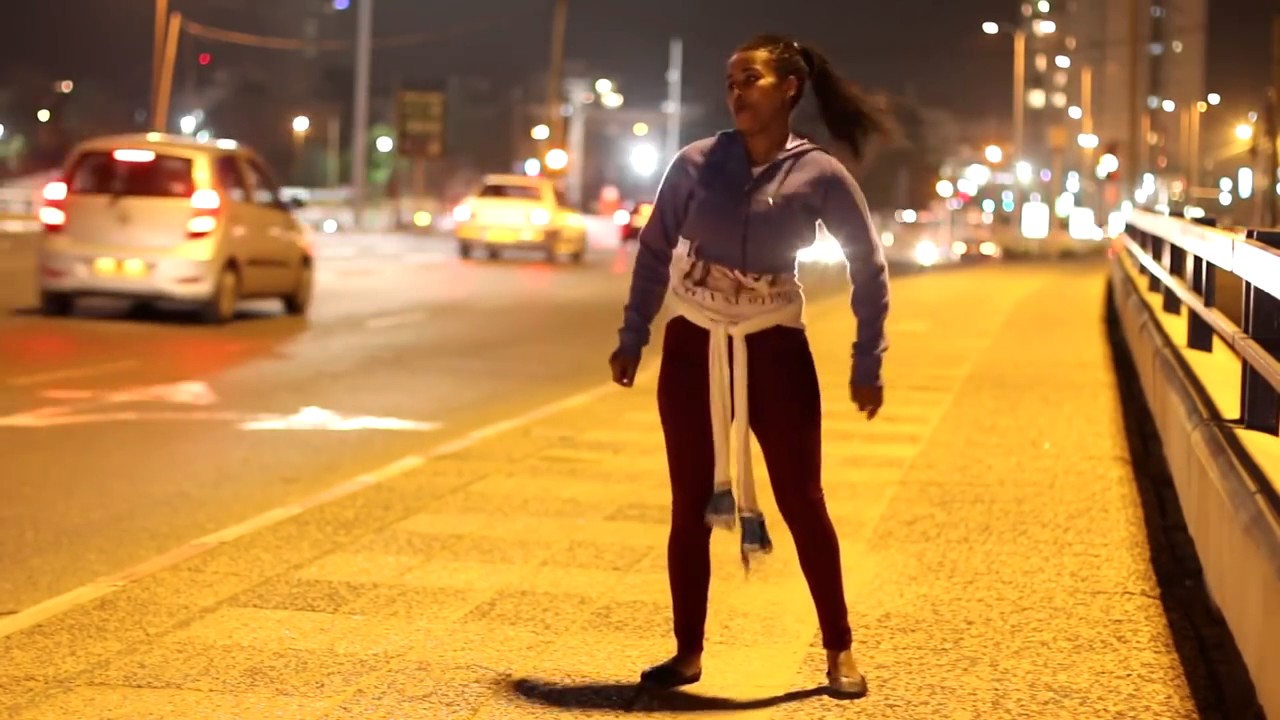Watch Ethiopian Girl Dancing Eskista   Enjoy!