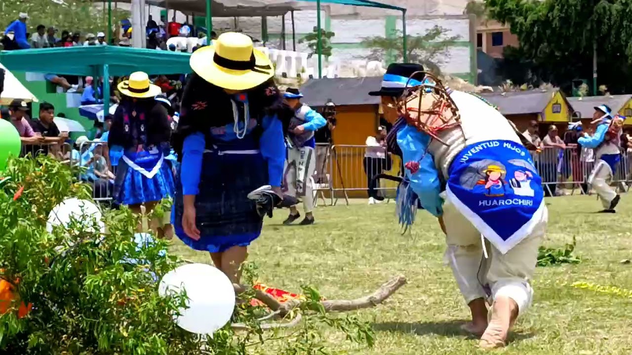 0103 - TALLER FOLKLORICO HIJOS DE HUAROCHIRI, CURCUCHAS. ANIVERSARIO DE CIENEGUILLA