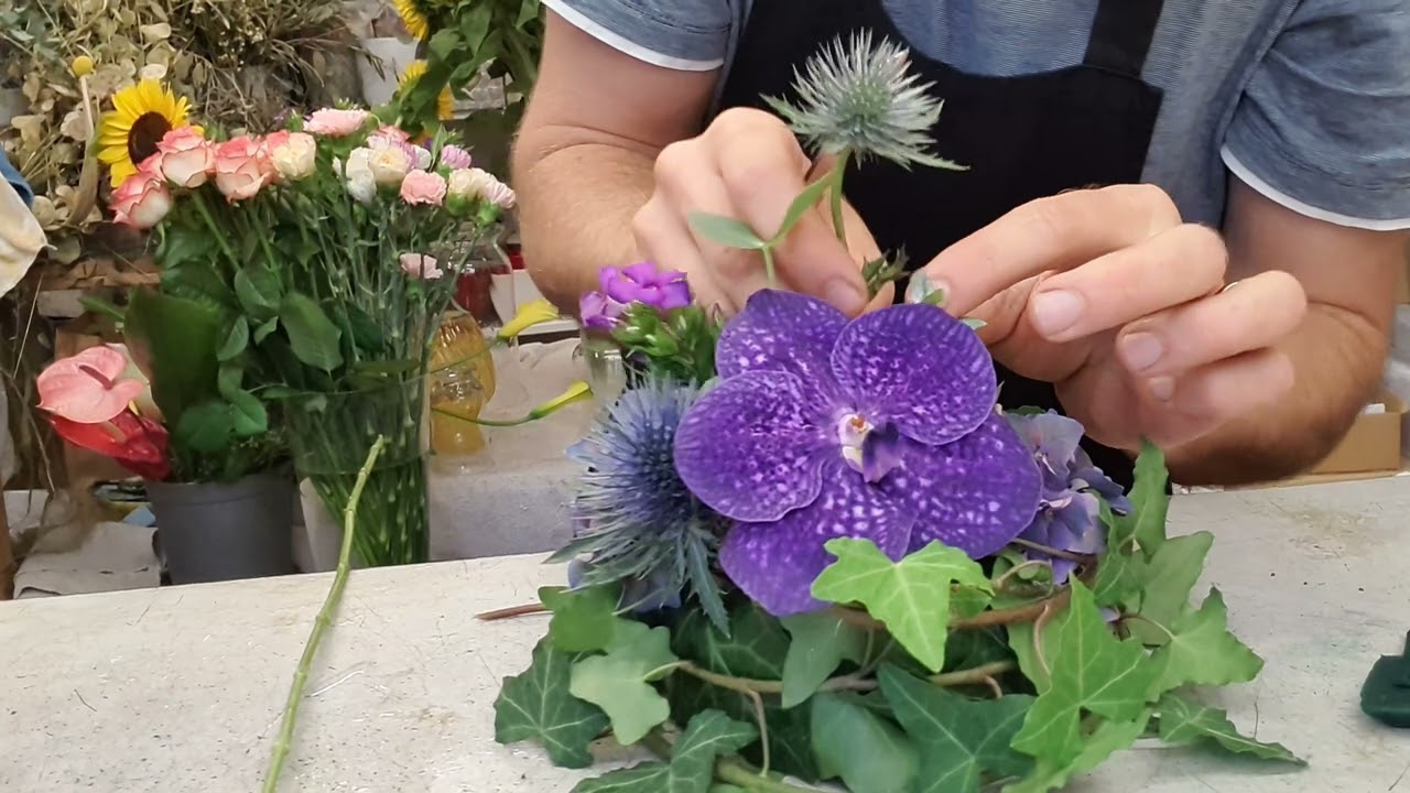 Tischgesteck einfach violett selber machen