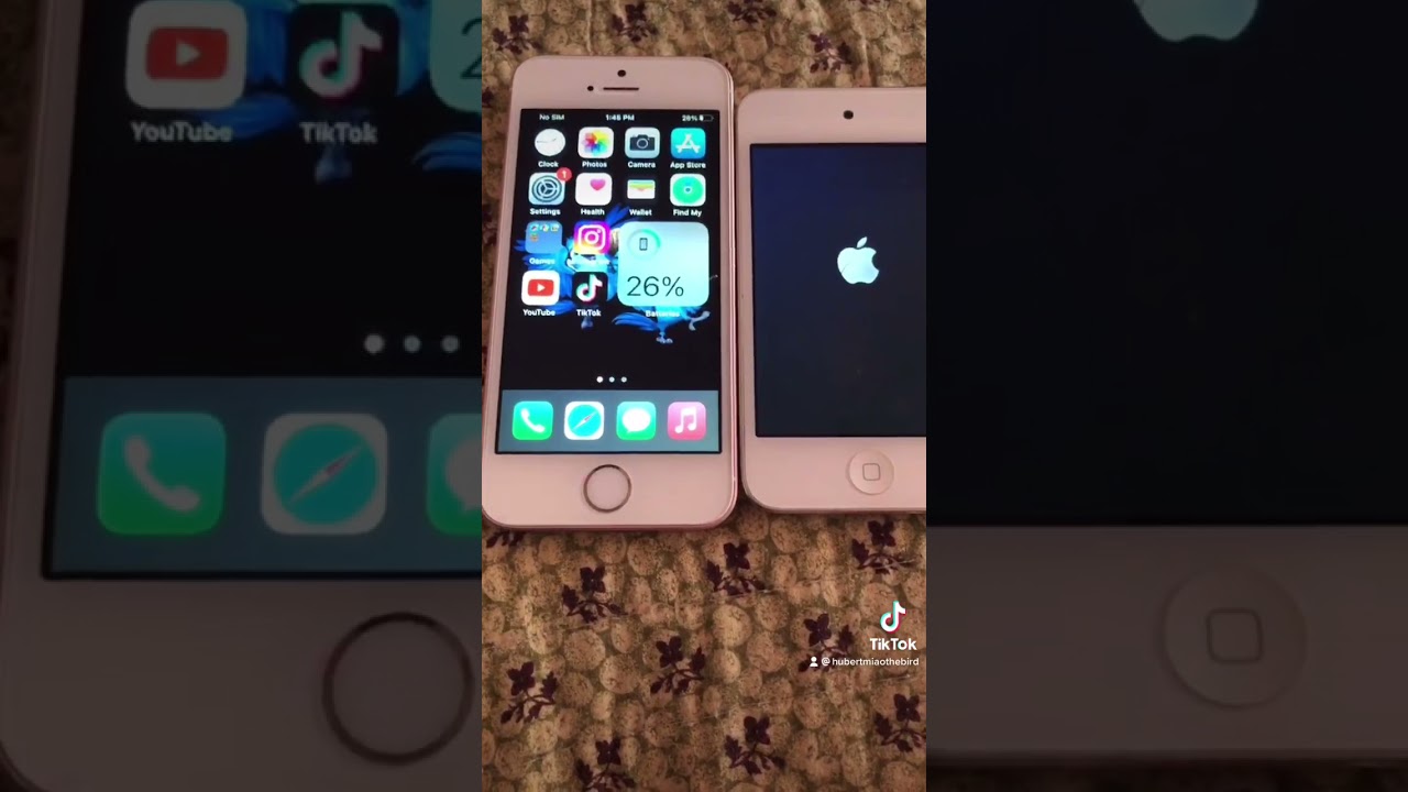 iPod touch 4th gen vs iPhone SE 1st gen Boot Up Test