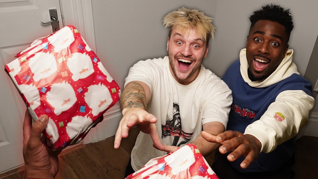 Extreme Pass The Parcel with TGF