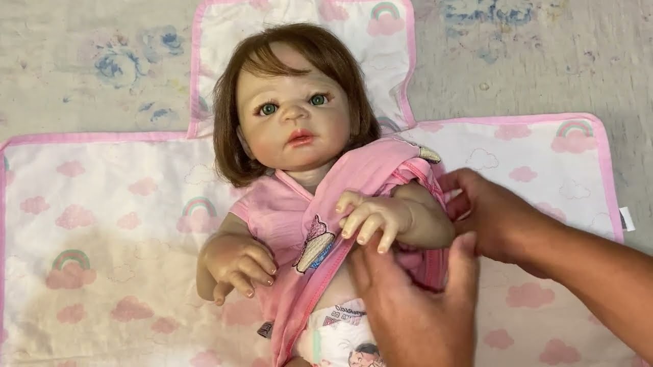 HORA DO BANHO DA BEB&Ecirc; REBORN LAURINHA. *molhou