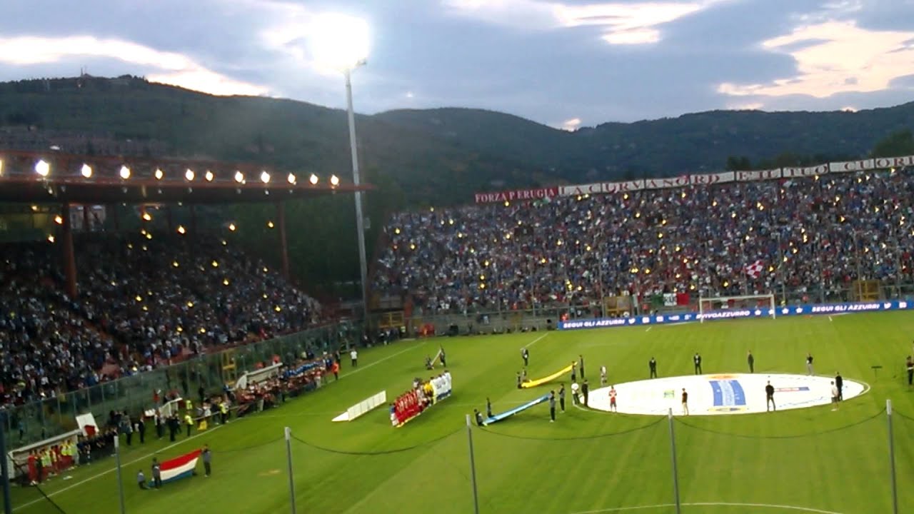 Italia - Lussemburgo. Inno Nazionale Italiano Stadio Renato Curi - Perugia