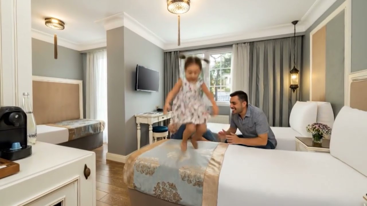 Raymond Hotel Old City  // Superior Üç Kişilik Oda