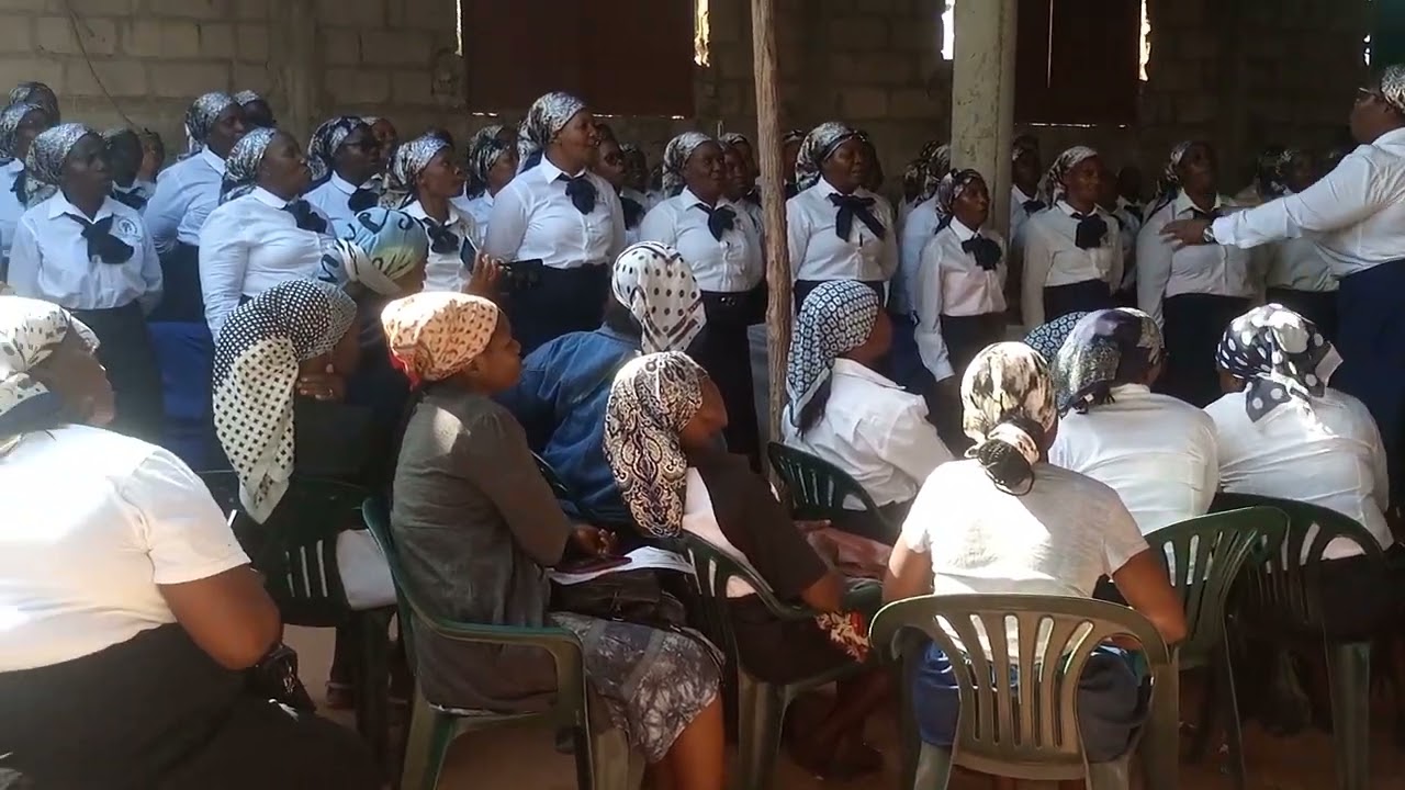 Aniversário da Activista Cristã de T3 kunileswi dzivavisaka mbilo