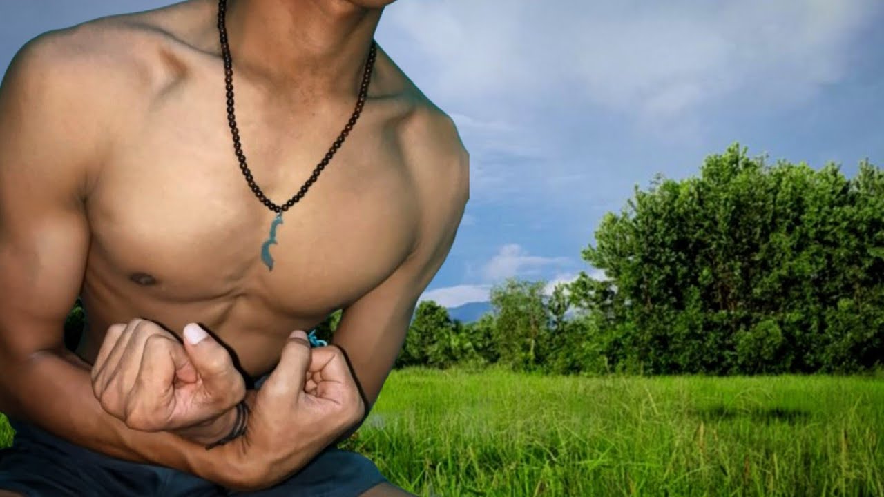TERAPIS MUDA MEMILIKI BADAN YANG ATLETIS