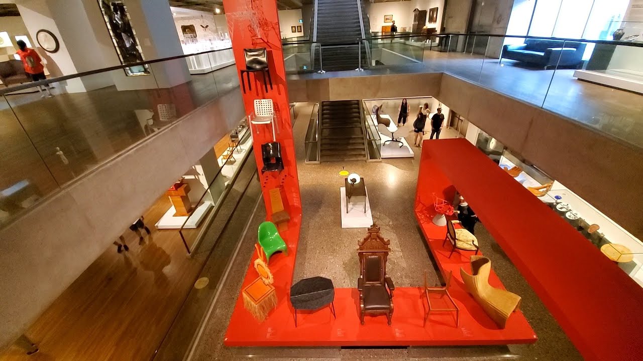MONTREAL - Mesmerizing Exhibit at MMFA Pavilion - August 30, 2022