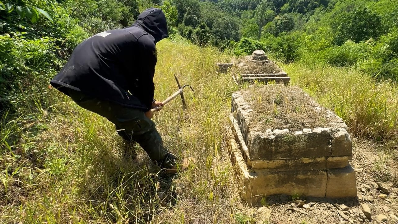 Time Travel in Treasure Hunting! Incredible Finds from Different Ages