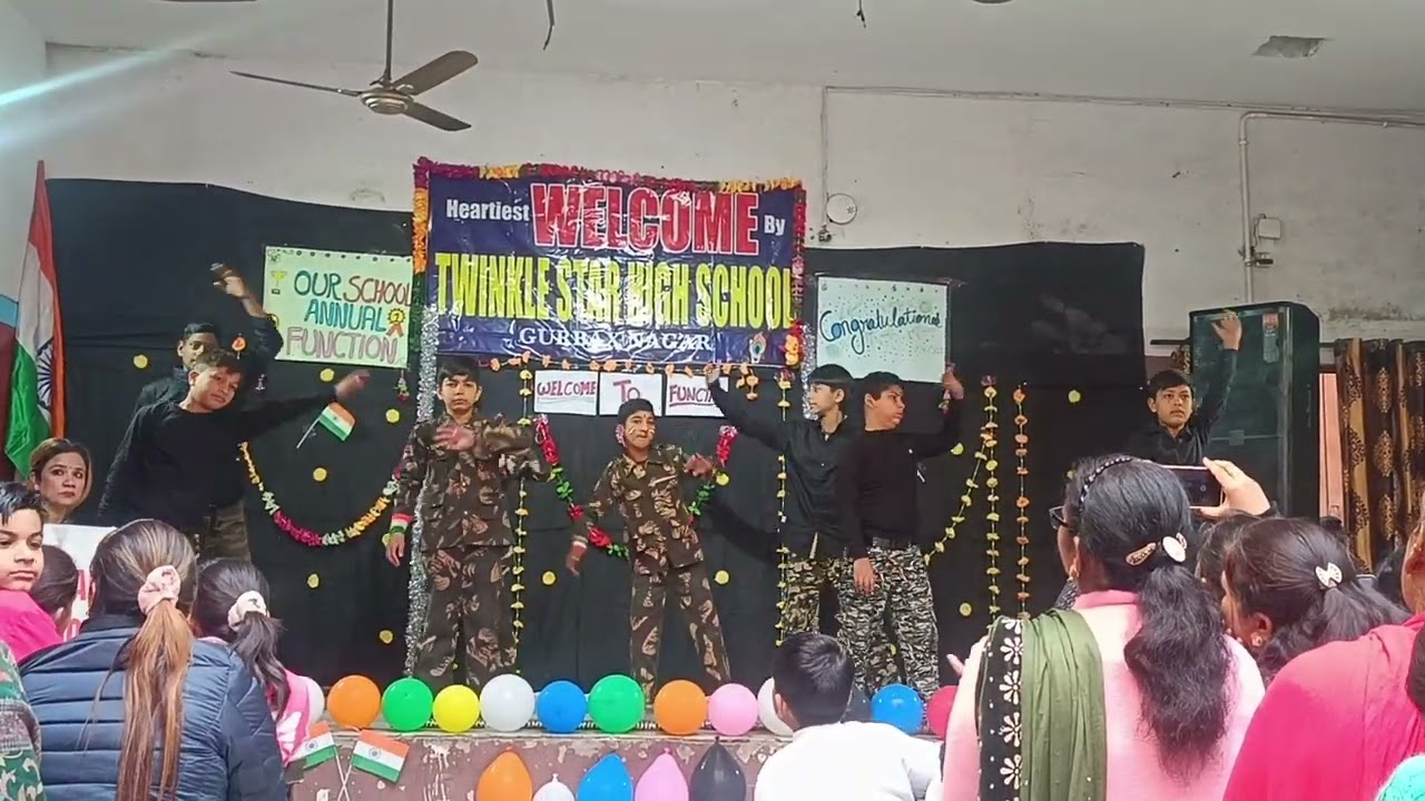 Patriotic dance by std.4th