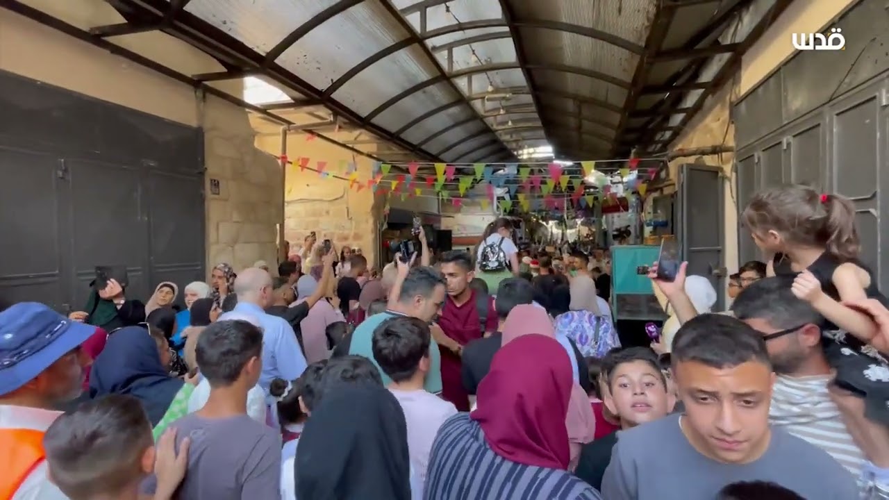 مشاهد أخرى.. الفلسطينيون يحتفلون بذكرى المولد النبوي، في نابلس.