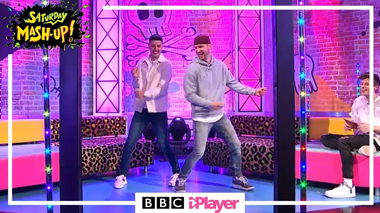 Twist and Pulse do Twist and Shout | Saturday Mash-Up | CBBC