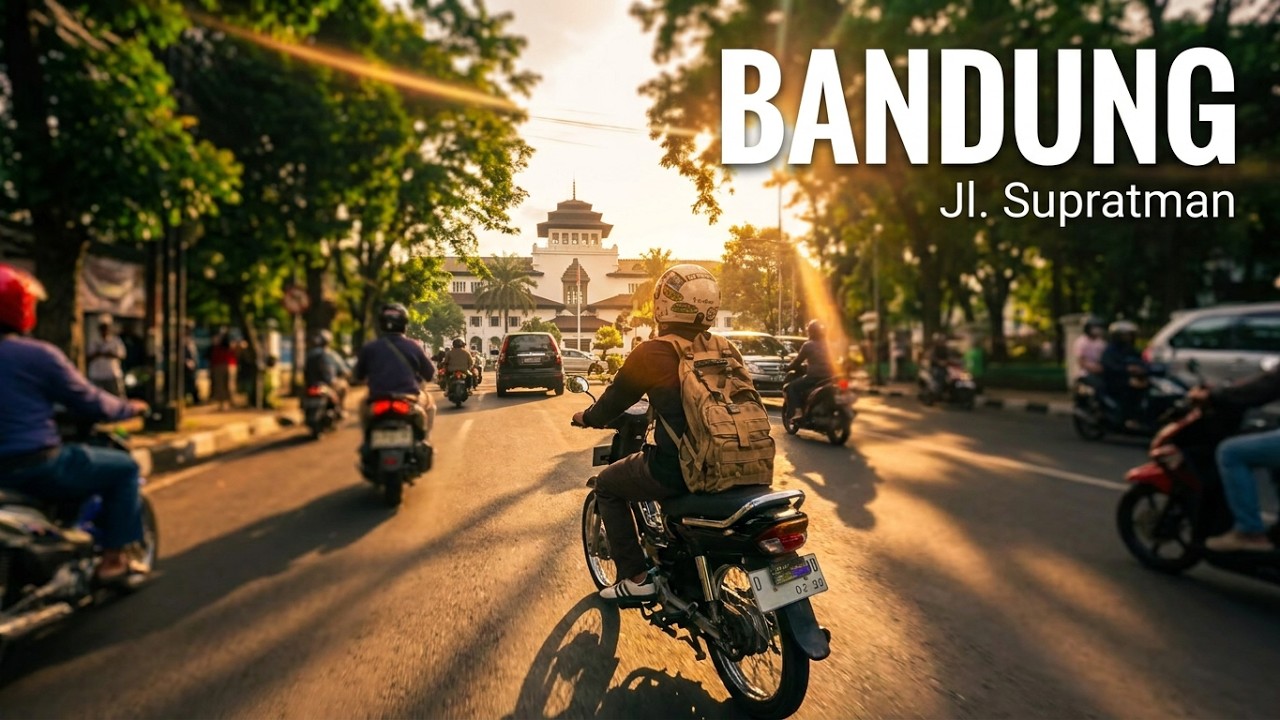 Jl. Supratman melewati Gedung Sate