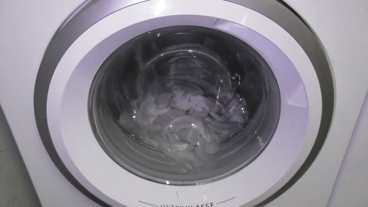 Wash Race Siemens WM14T492GB/72 Vs Blomberg LWF194520QW Cottons 60 Speedperfect & Shorter Wash X2