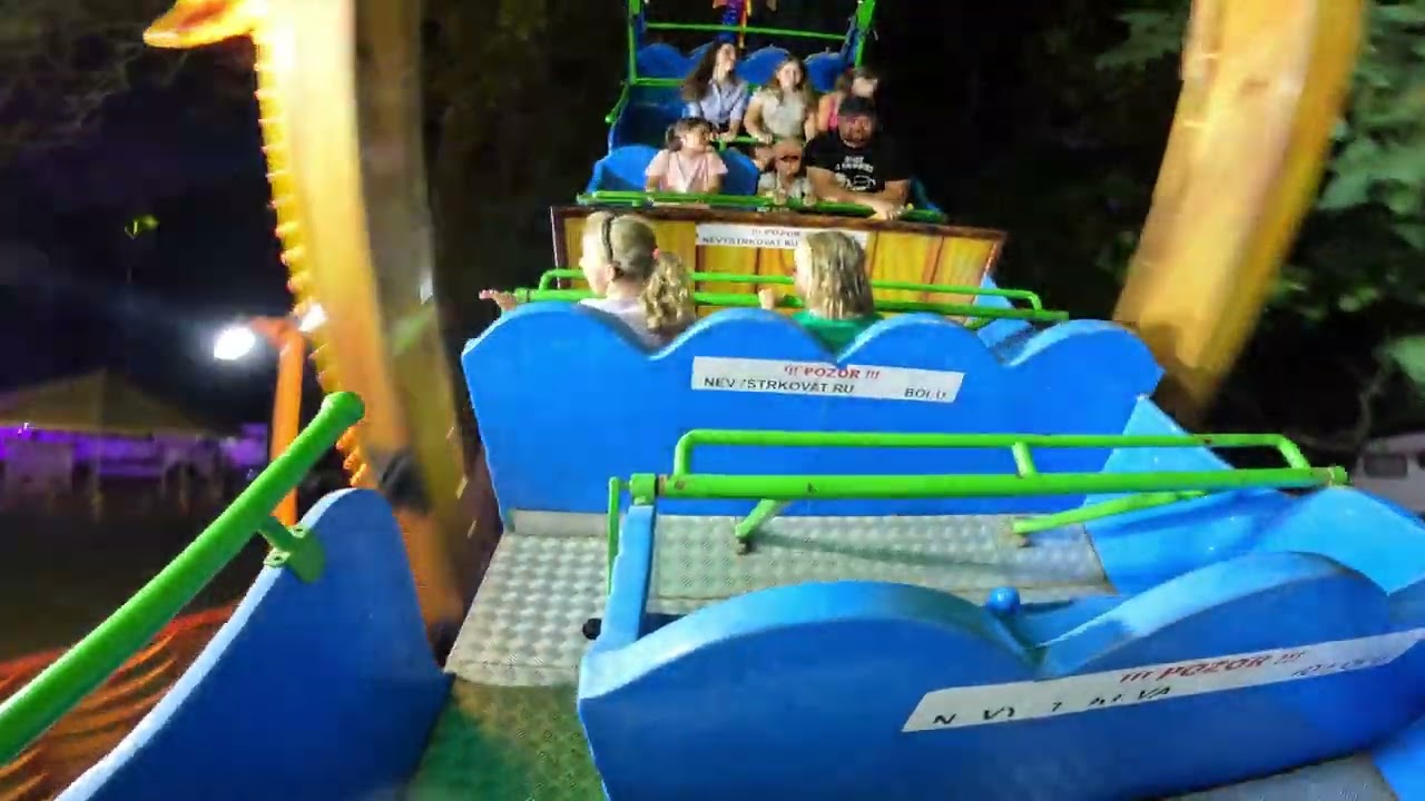 Libochovická Svatovavřinecká pouť 2024 ATRAKCE PIRÁTSKÁ LOĎ NESSY ZA JÍZDY / ON RIDE