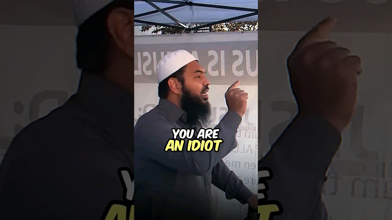 🤬🔥RACIST Islamophobe gets put in his place by Muslim! #shorts