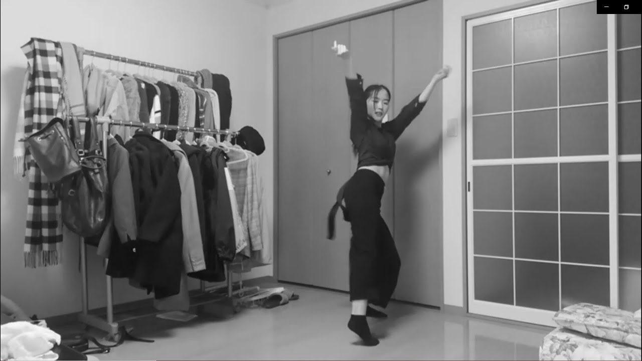 [TINY] CHUNG HA (청하)- Snapping DANCE TUTORIAL (MIRRORED)