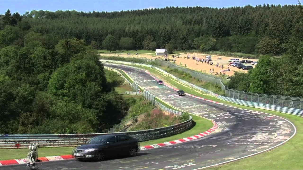 &Ouml;LSPUR OIL SPILL Nordschleife Nurburgring 01.08.2011  2 Bikes Motorcycle crashes unfall accident