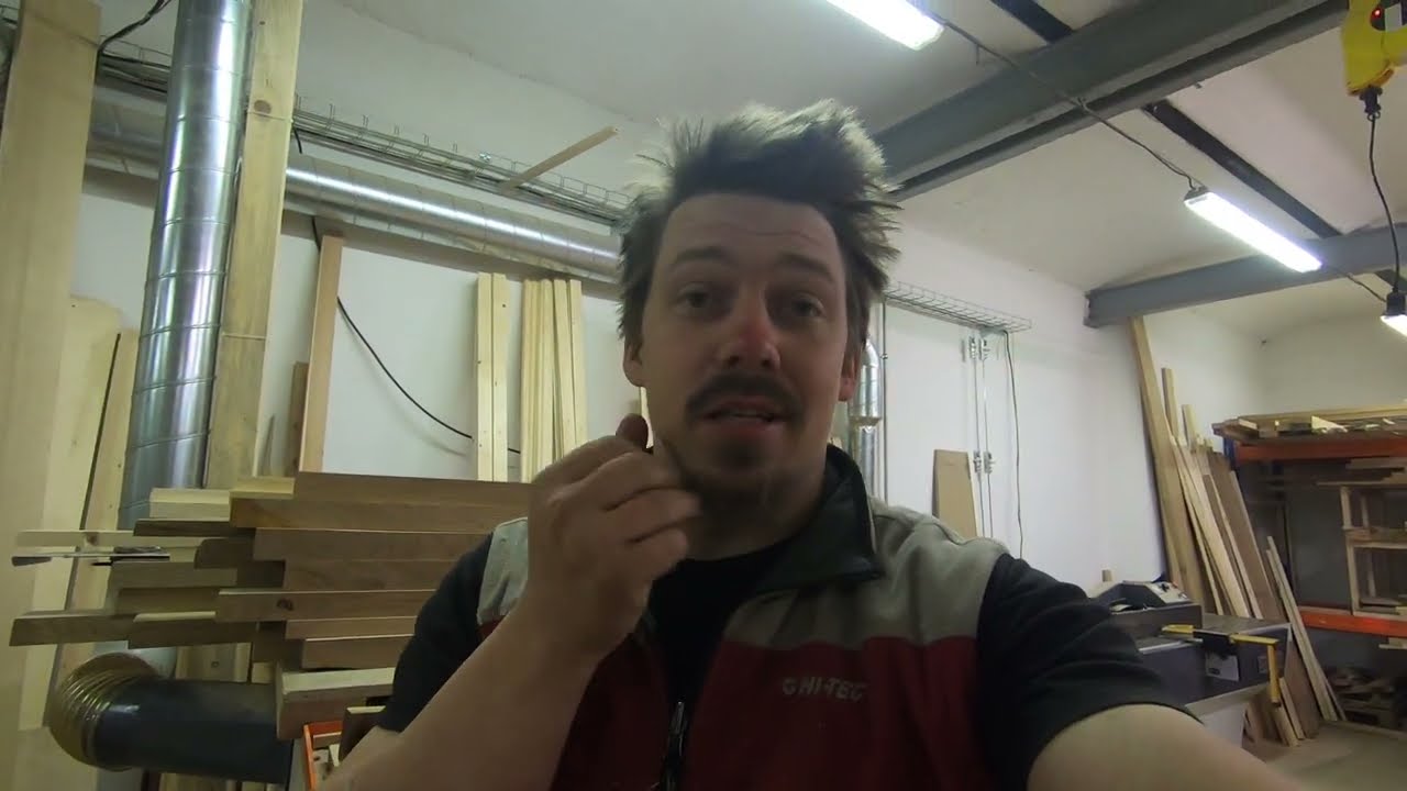 Dřevo z Kouta frézování na rozměr podél vnějšího pravítka