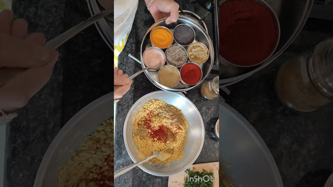 Mung dal Kachori | Swadist masala - chatpati Kachori 
