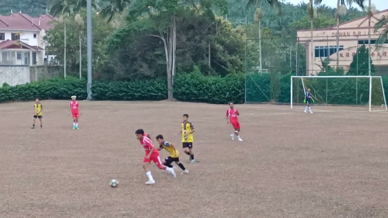 Friendly macth Di stadium Renggam 