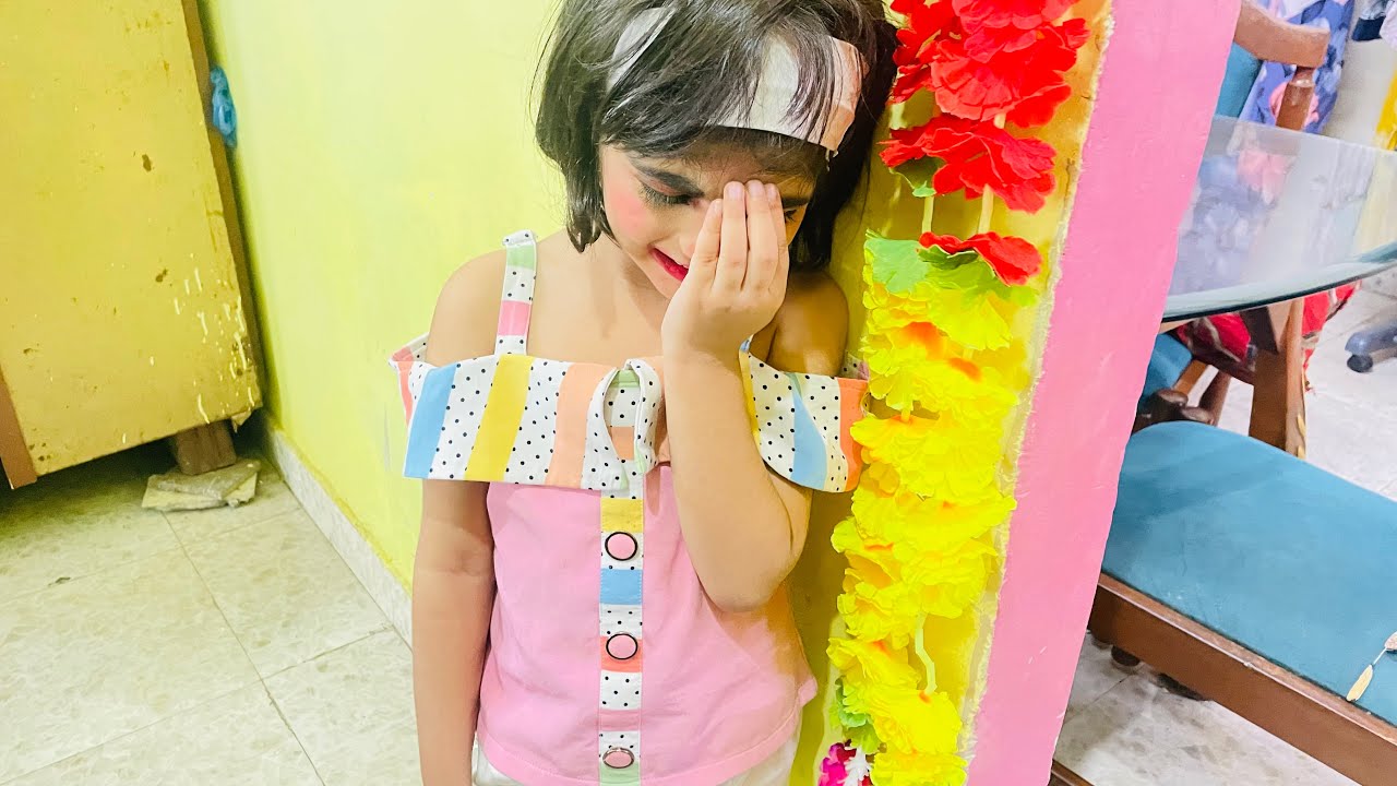 Make up prank😊😂😂😉😉#makeup #funny #best makeup prank #khushi ki duniya volg