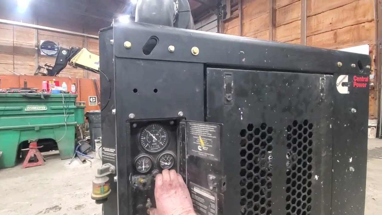 Cummins B3.3 power unit with new injection pump. B3.3 ESN 72018651 85 HP at 2600 RPM 2339 HRS