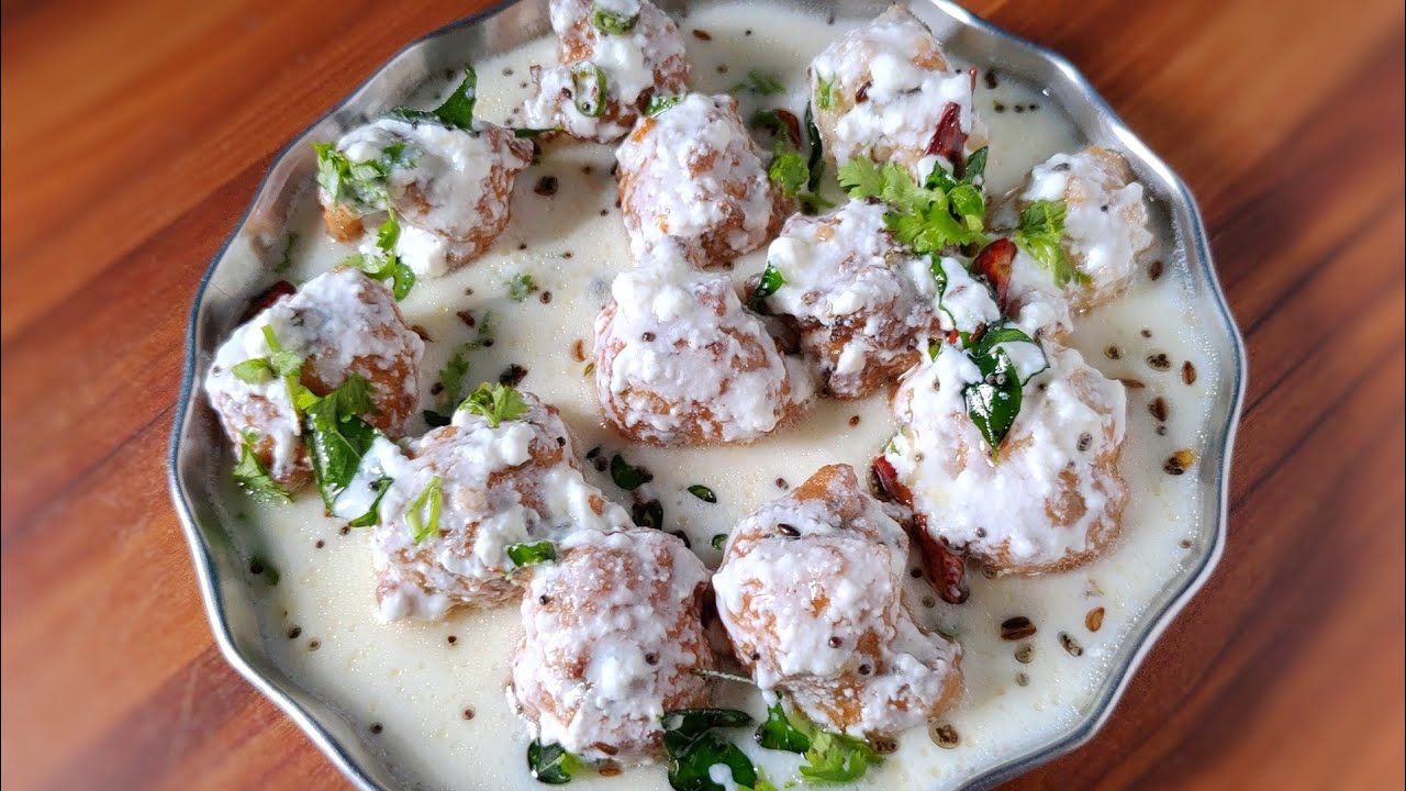 ಈ ರೀತಿ ವಡೆಯನ್ನು ಯಾವಾಗಲಾದರೂ ಮಾಡಿದ್ದೀರ?! | Dahi Vada in Kannada | Mosaru Vade in Kannada | TASTY Snack