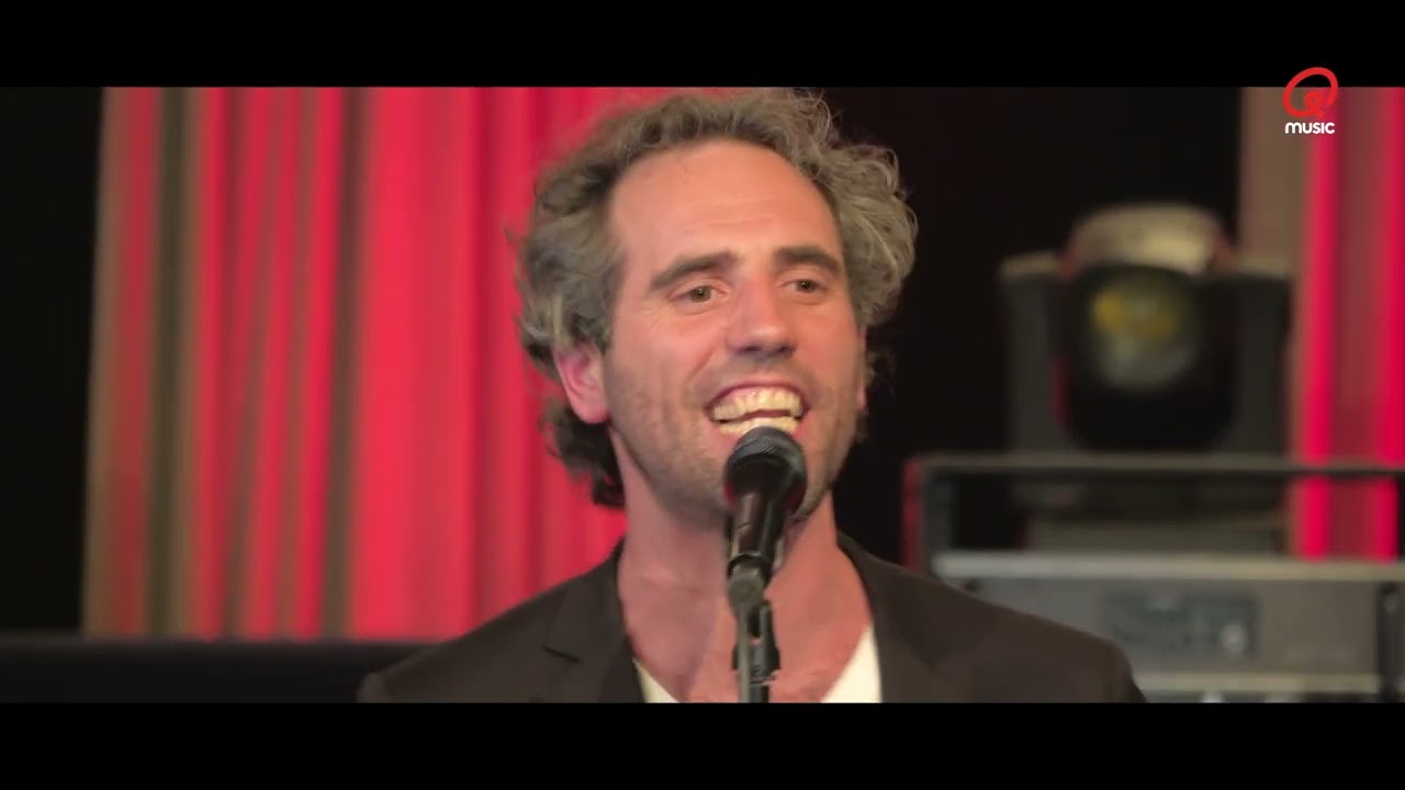 The Dutch Queen Unplugged - Killer Queen live@Stepan's Pianobar  / Qmusic