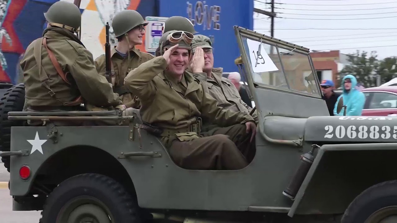 60 Seconds or Less: Abilene Veterans Day Parade