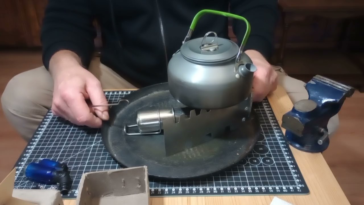 Borde. Szwajcarska kuchenka benzynowa.