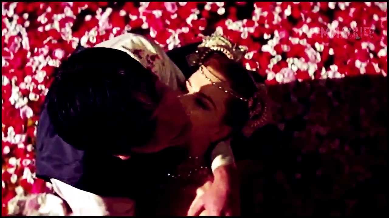 Christian + Satine(Moulin Rouge)|| Tell Our Story
