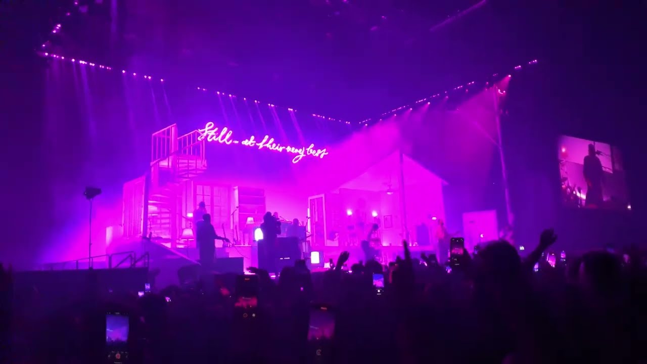 The 1975 - Girls @ Glasgow OVO Hydro 09.02.24
