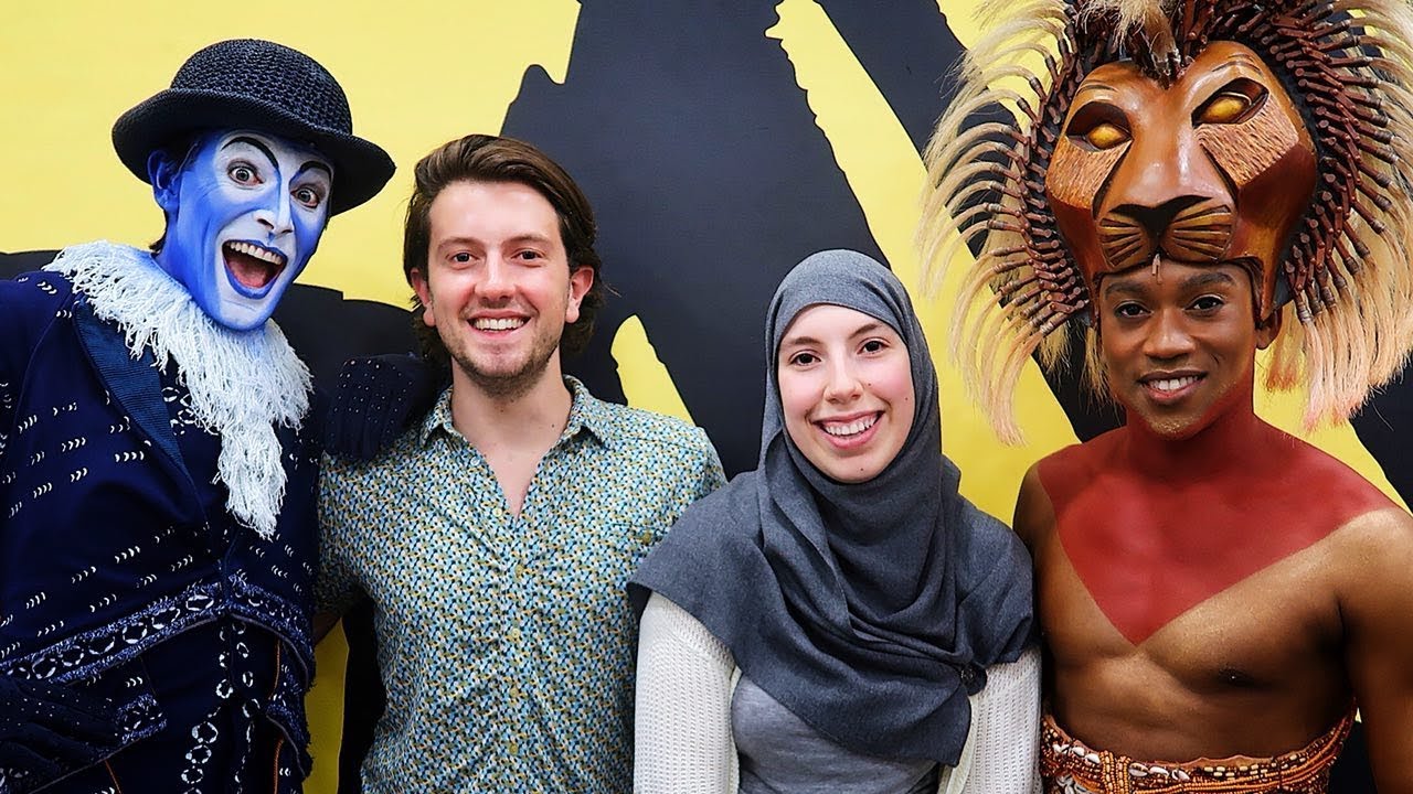 Lion King Backstage tour met Samya!! | DOOK #48