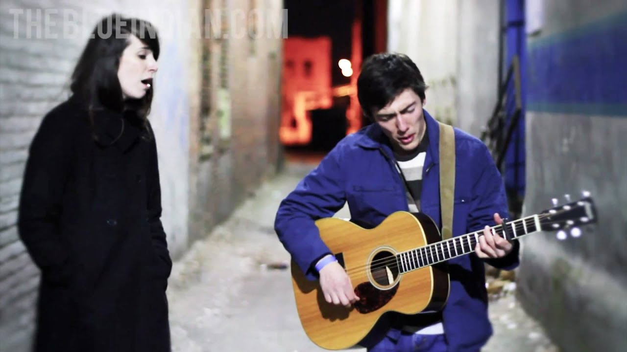 TheBlueIndian.com's Acoustic Alley: Valley Maker - 