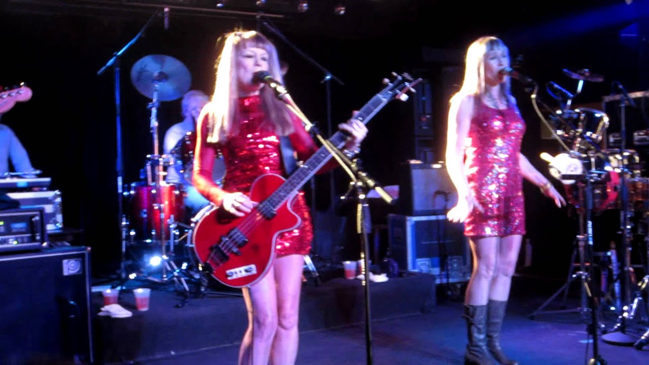 Tom Tom Club - Genius of Love (Live in Riverside--2012)