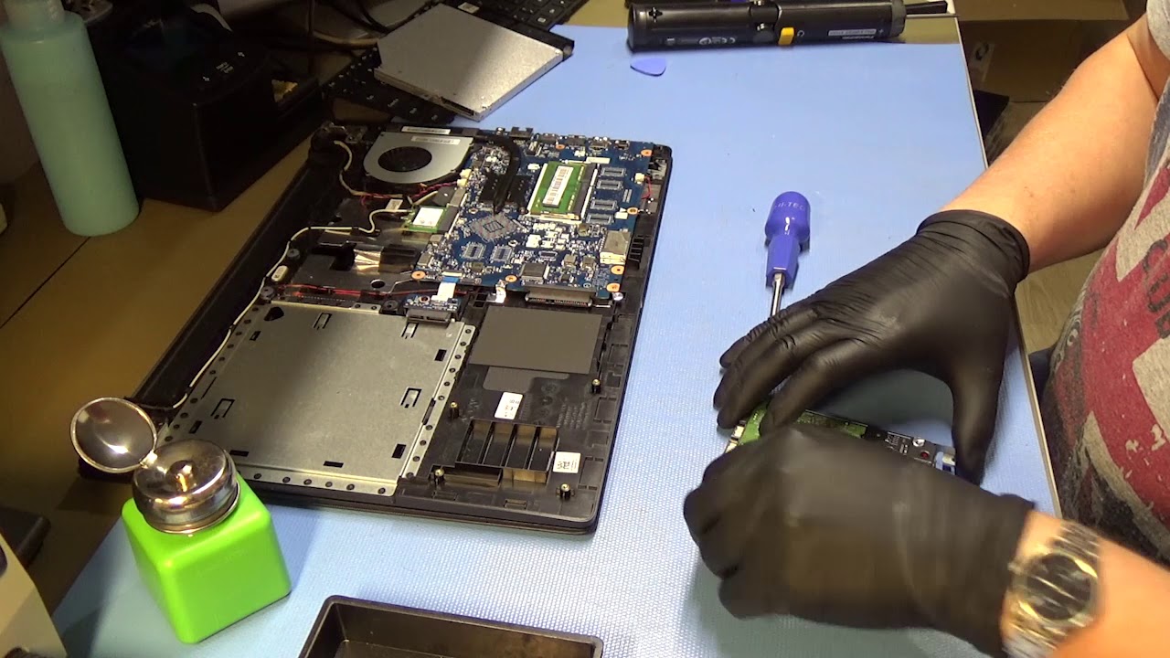 Lenovo IdeaPad 100 wymiana baterii, dysku i porównania po wymianie.